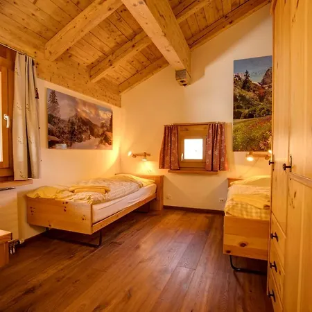 Chesa Munteratsch 2-zimmerwohnung 301 Typ E דירה *